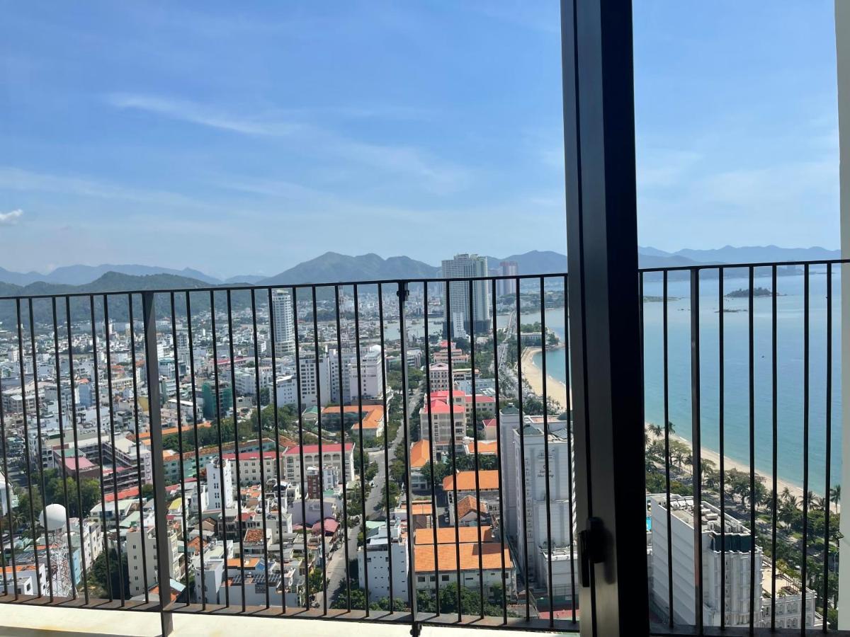Appartamento Gold Coast Nha Trang By Holi Esterno foto